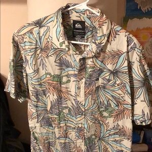 Quiksilver Short sleeved button down Hawaiian